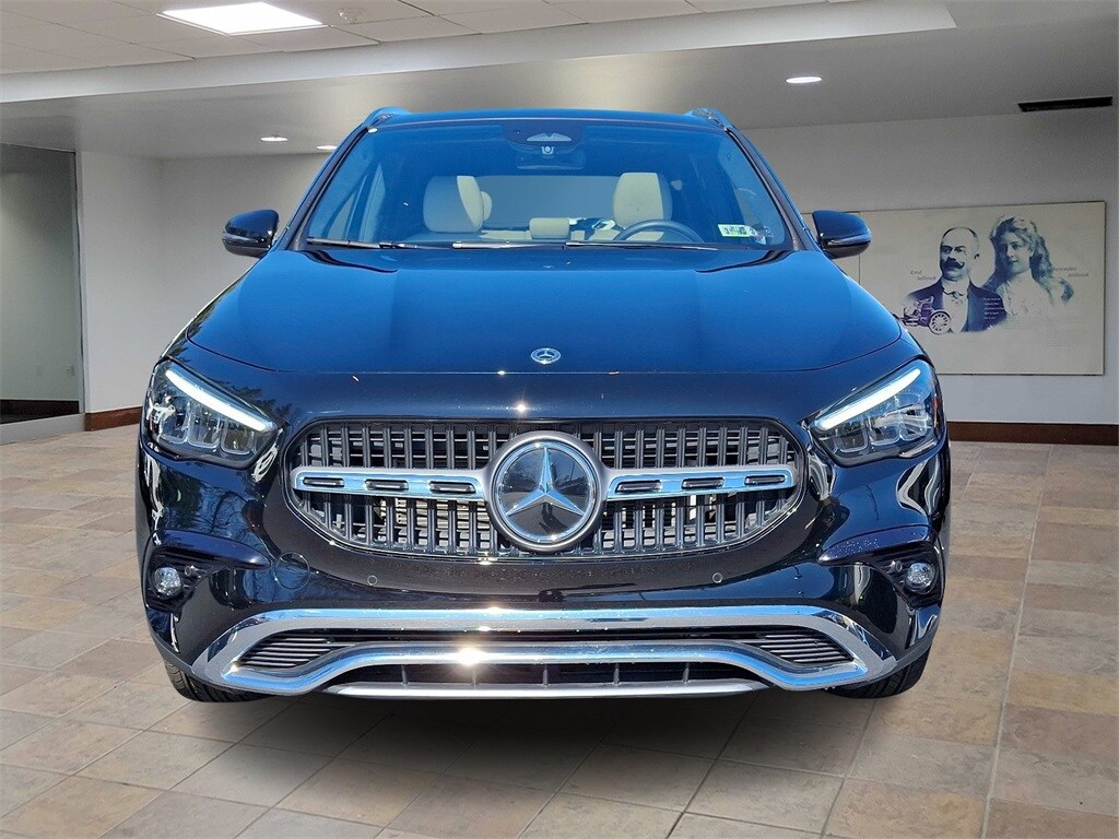 2025 Mercedes Benz GLA 250 4MATIC photo 2