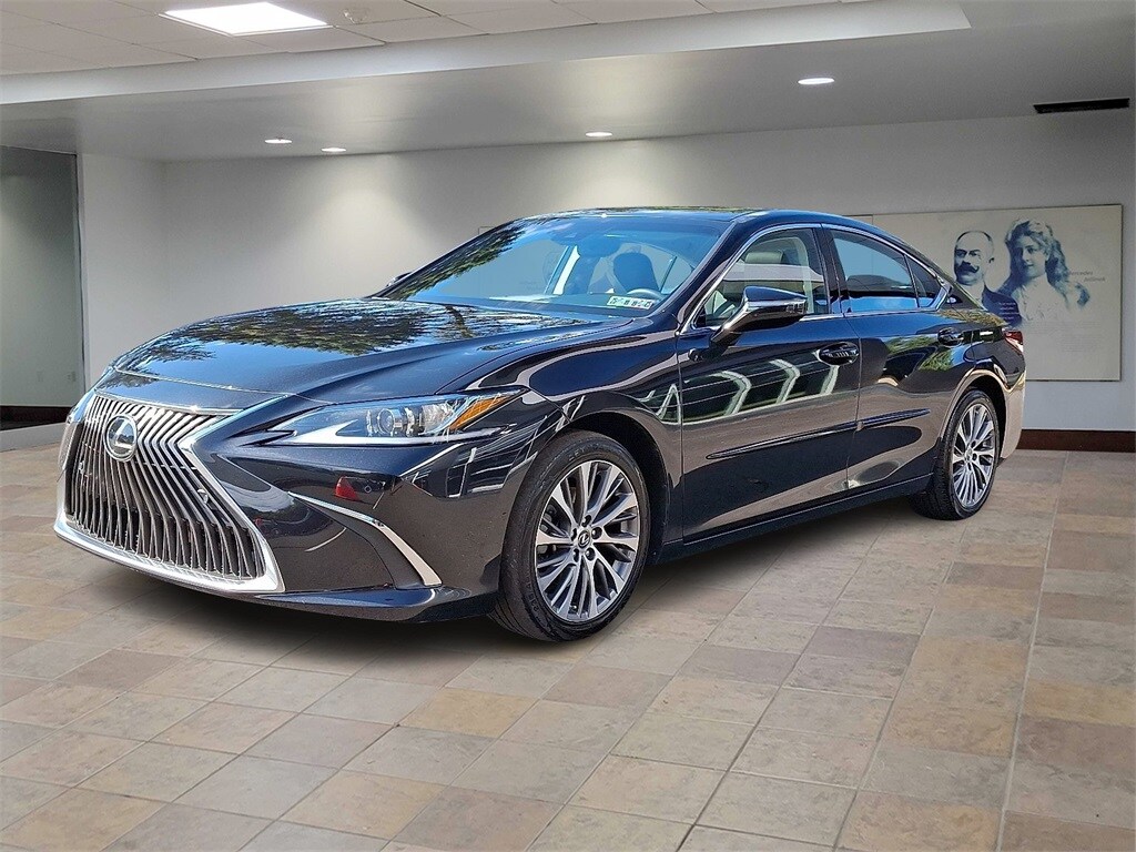 2021 Lexus ES 350 photo 2