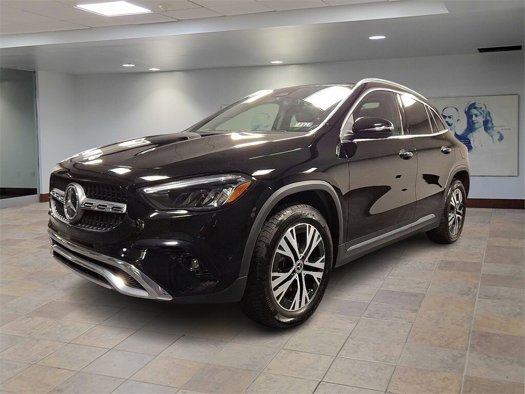 2025 Mercedes Benz GLA 250 4MATIC photo 3