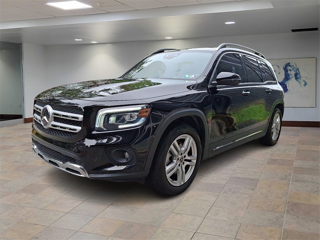 2022 Mercedes Benz GLB 250 photo 3