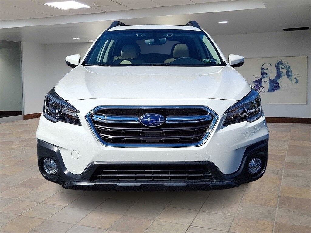 2019 Subaru Outback 2.5i photo 2