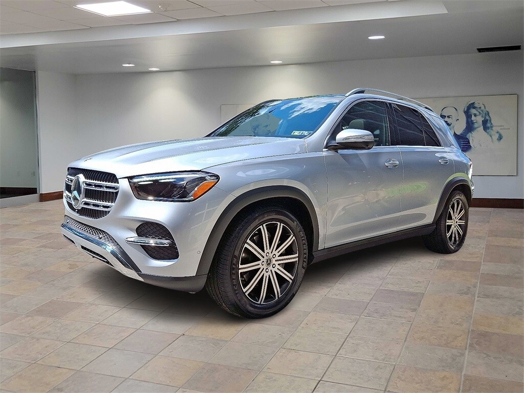 2025 Mercedes Benz GLE 350 4MATIC photo 3