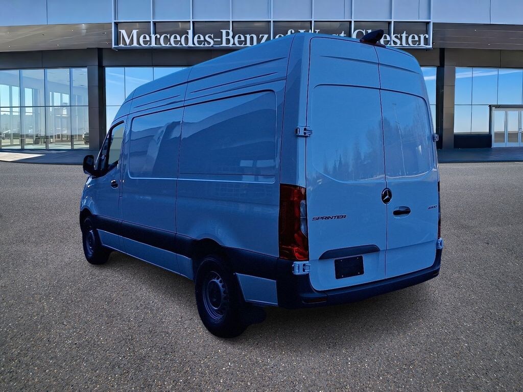 New 2026 Mercedes-Benz Sprinter 2500 Standard Roof 4-Cyl Diesel