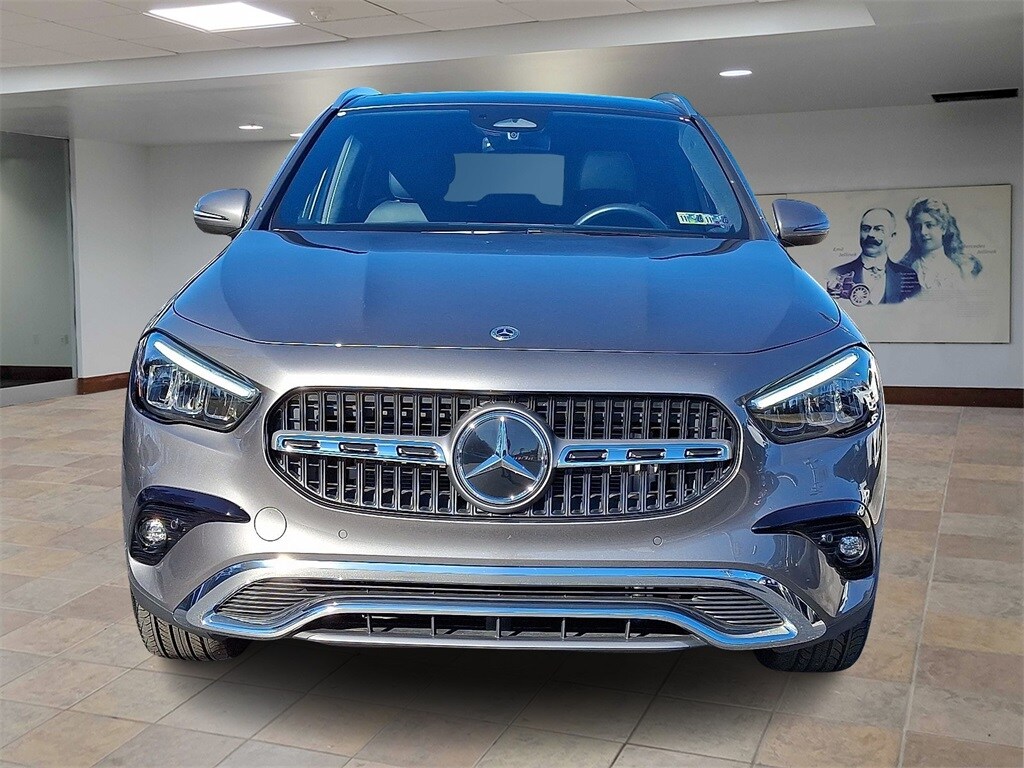 2025 Mercedes Benz GLA 250 4MATIC photo 2