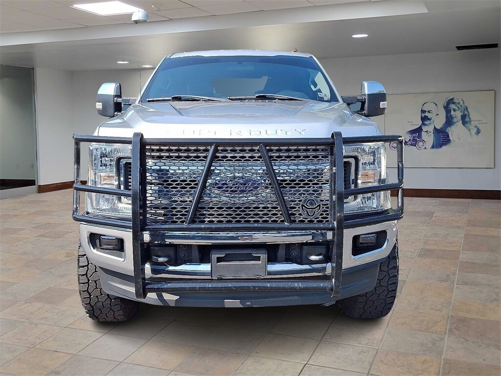2018 Ford F-250 XLT photo 2