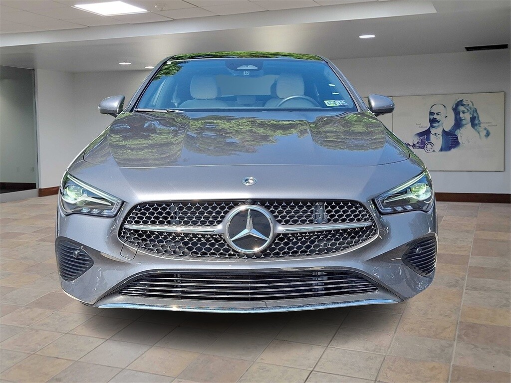 2025 Mercedes Benz CLA 250 4MATIC photo 2
