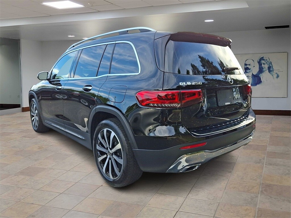 2022 Mercedes Benz GLB 250 photo 4