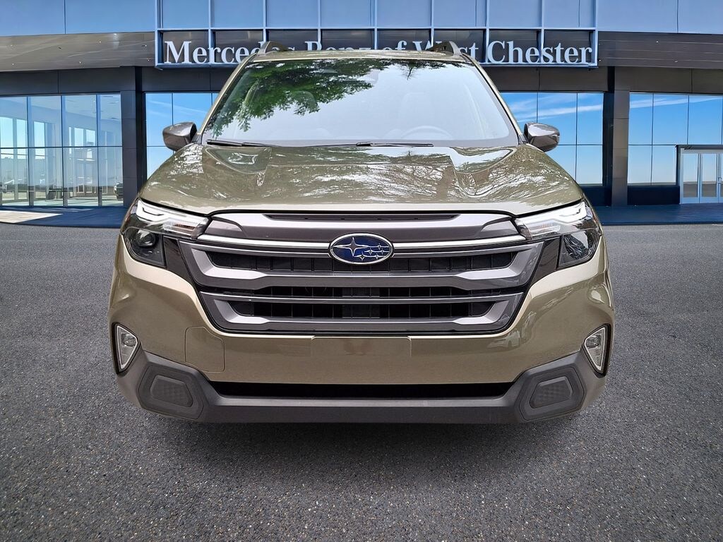 Used 2025 Subaru Forester Premium SUV