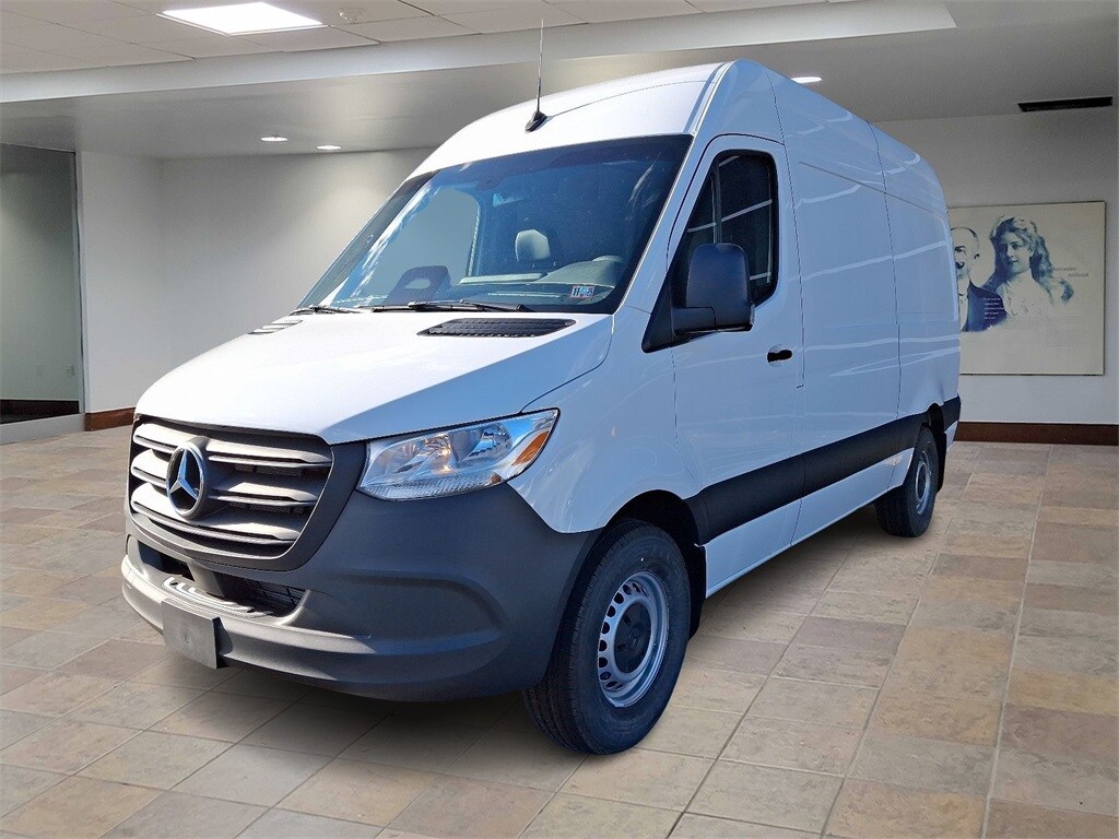 New 2025 Mercedes-Benz Sprinter 2500 Standard Roof 4-Cyl Diesel HO Van Cargo Van