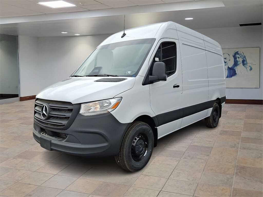 New 2025 Mercedes-Benz Sprinter 2500 Standard Roof 4-Cyl Diesel Van Cargo Van