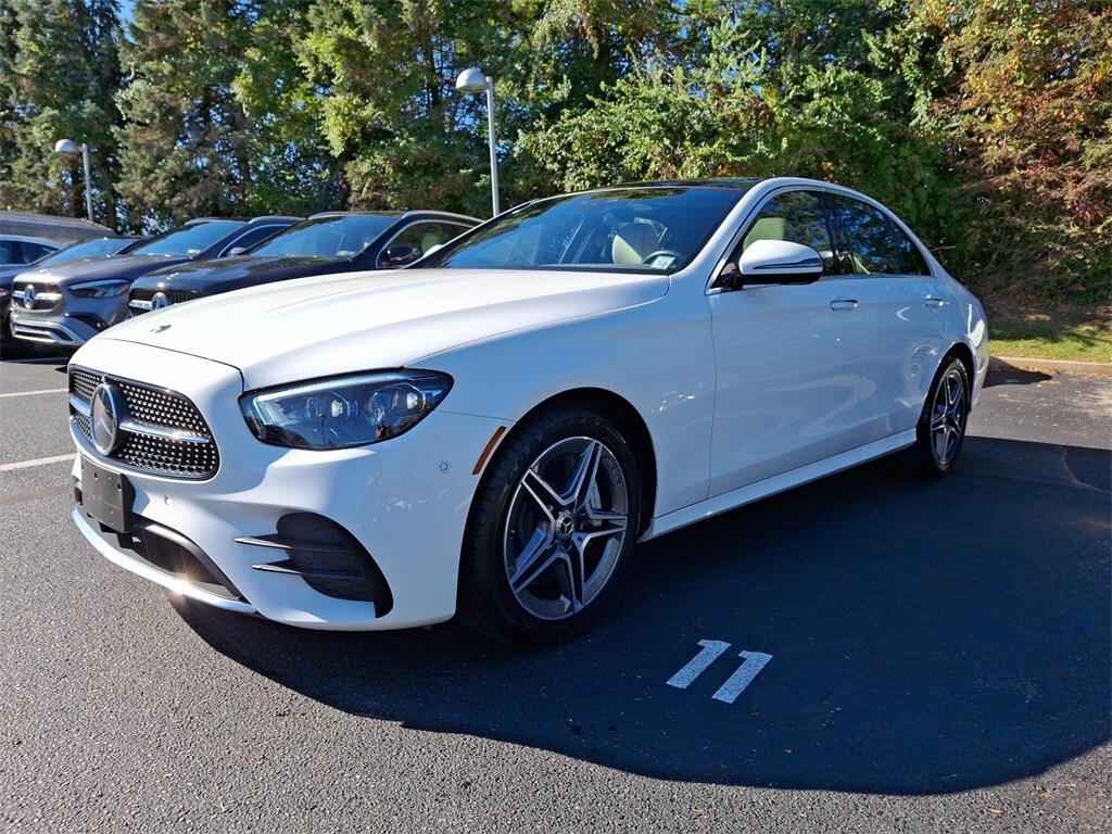 2022 Mercedes Benz E 350 photo 3