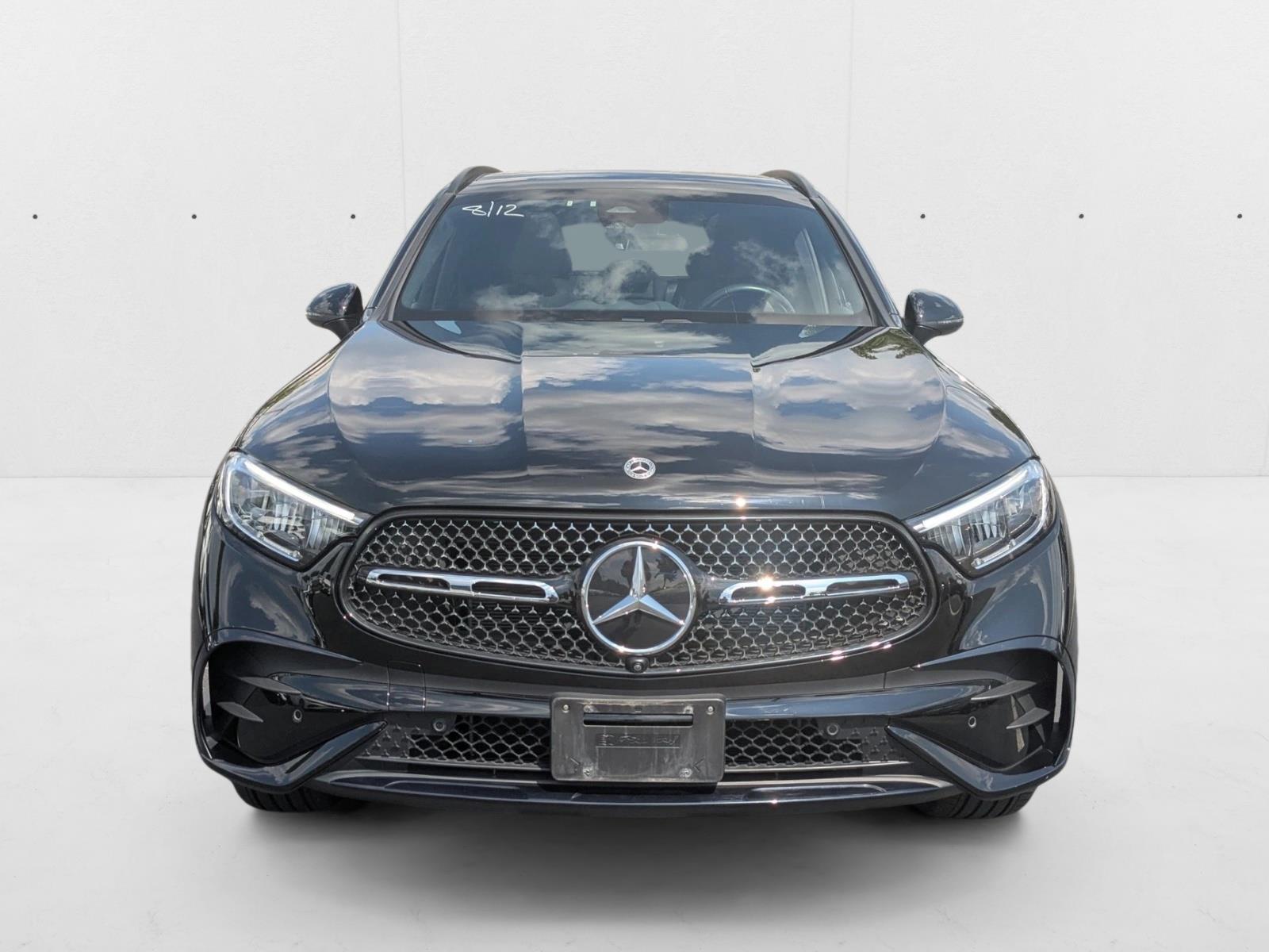 2023 Mercedes Benz GLC 300 AMG photo 2
