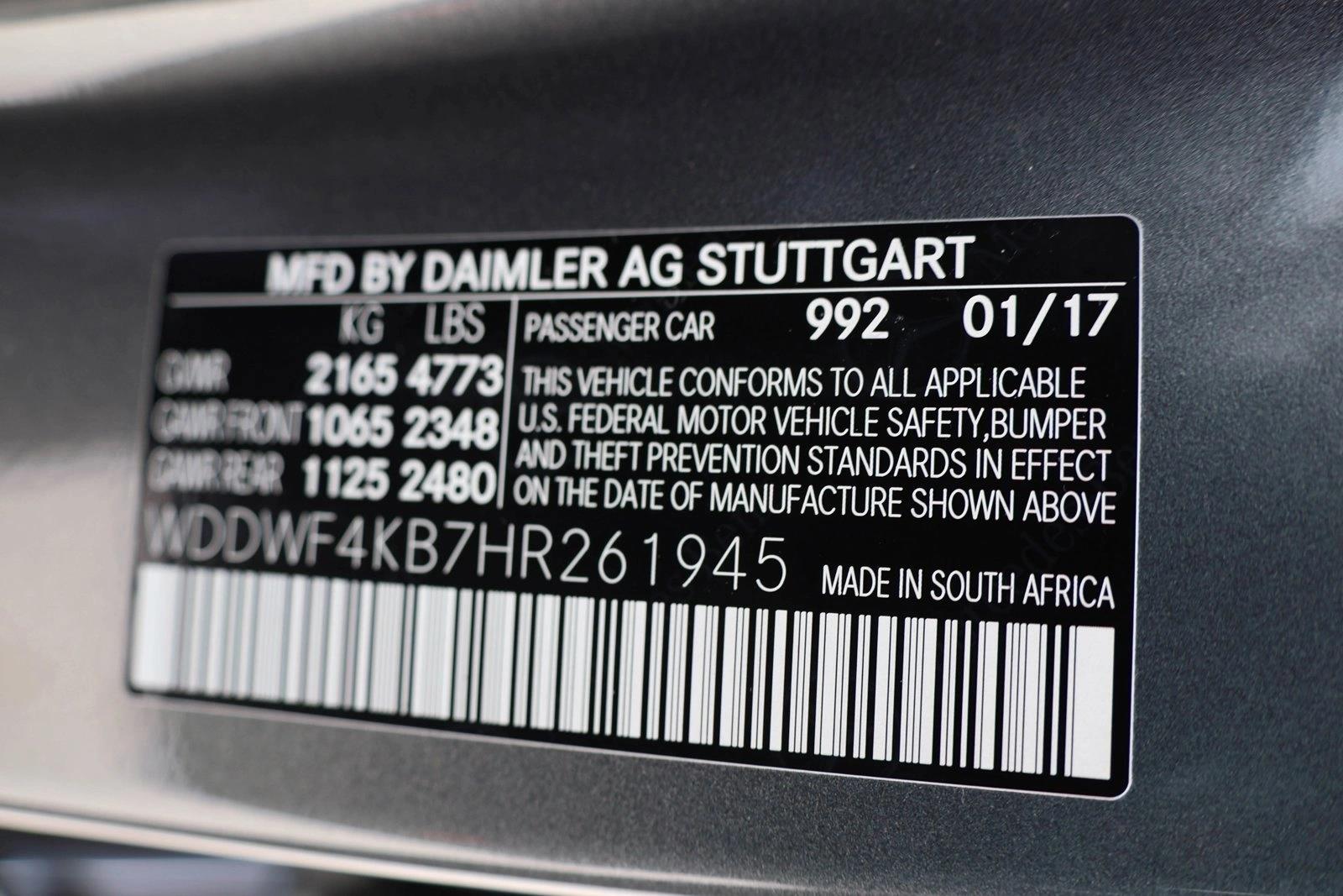 2017 MERCEDES-BENZ C-CLASS - Image 28