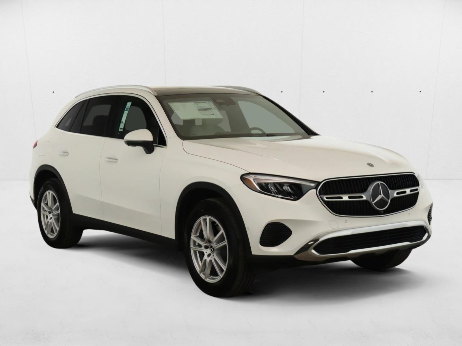 2025 Mercedes Benz GLC 300 4MATIC photo 3