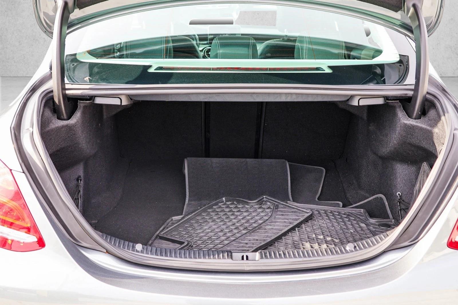 2017 MERCEDES-BENZ C-CLASS - Image 23