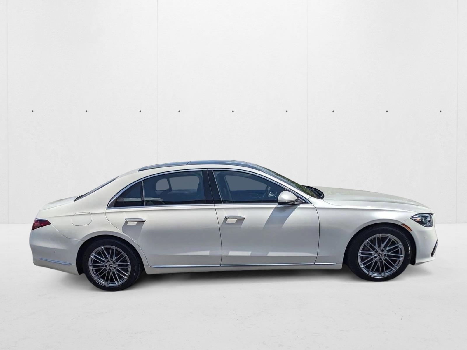 2022 Mercedes Benz S 580 4MATIC photo 4