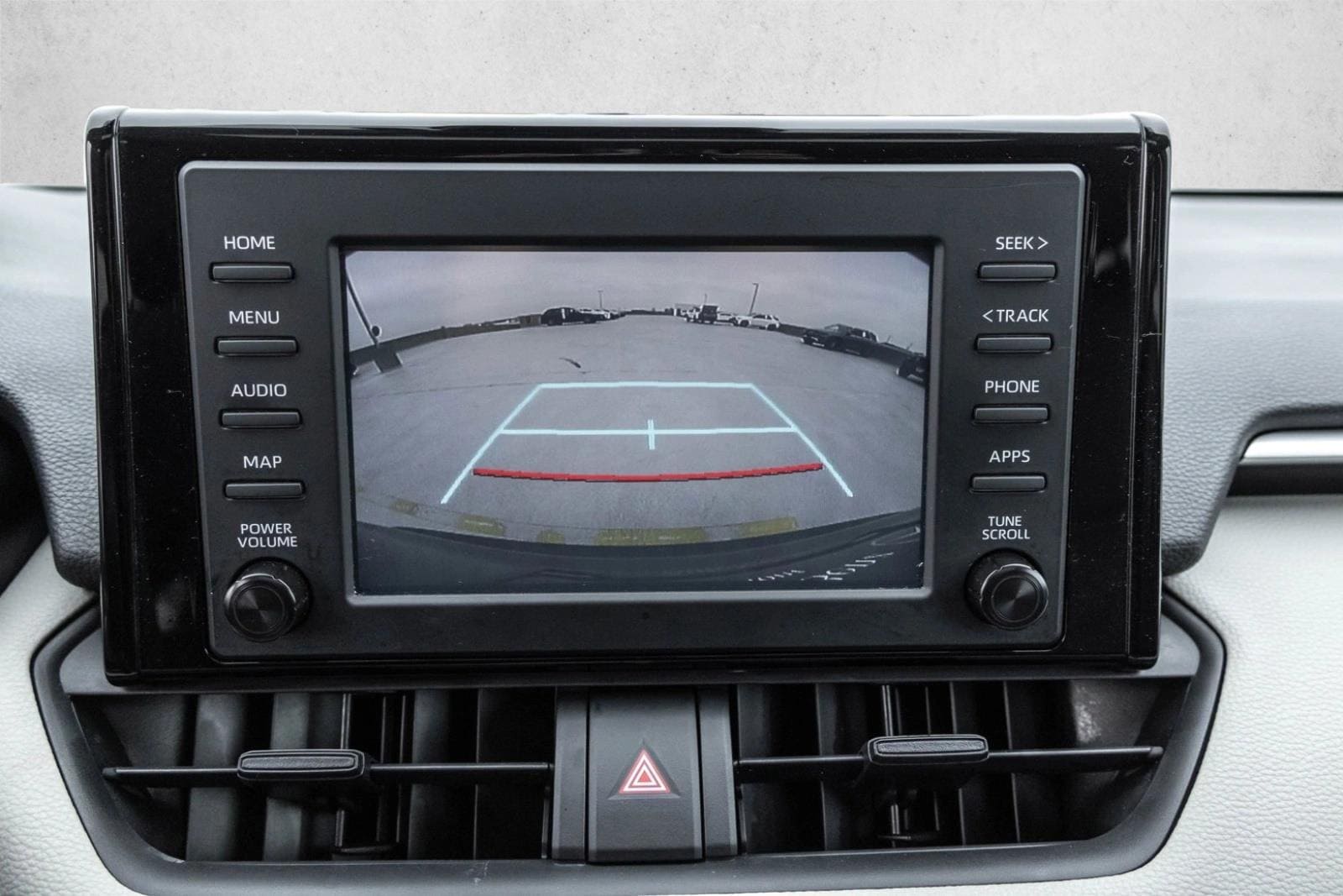 2019 TOYOTA RAV4 - Image 17