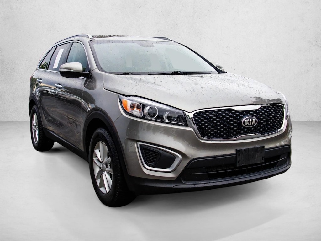 Used 2017 Kia Sorento 2.4L LX SUV