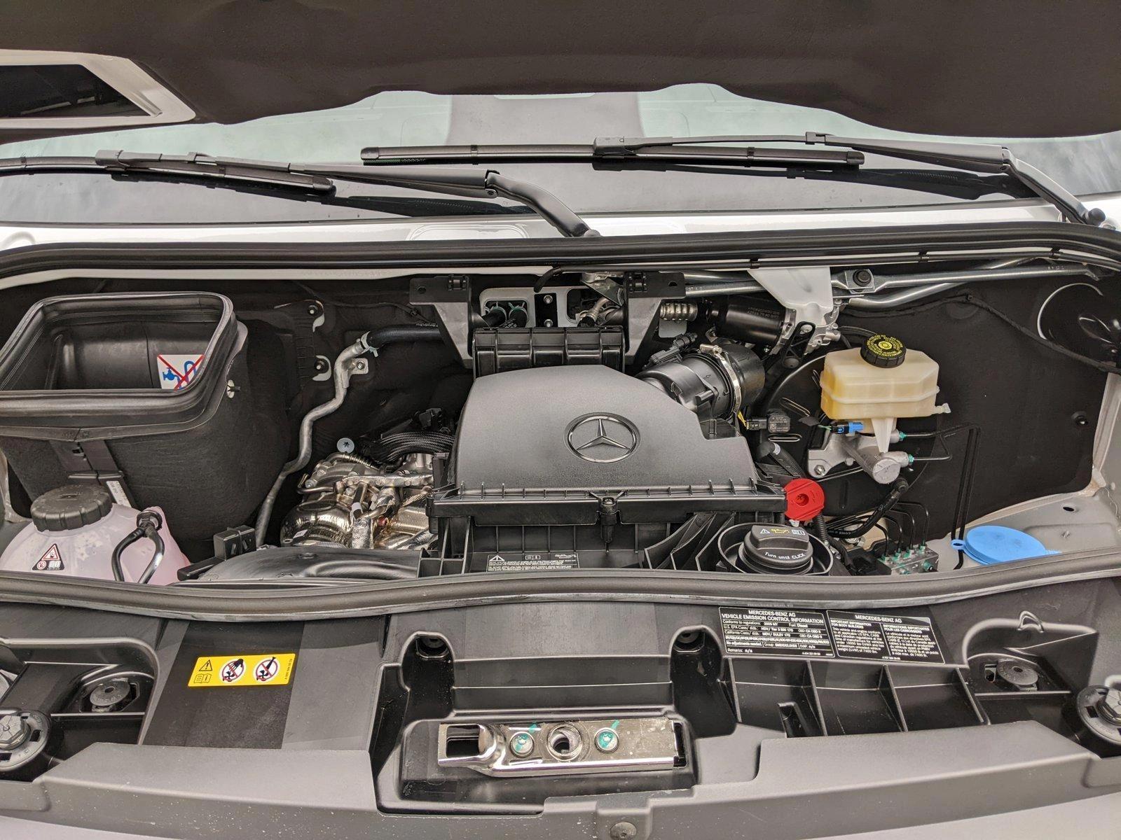 2025 MERCEDES-BENZ SPRINTER - Image 17