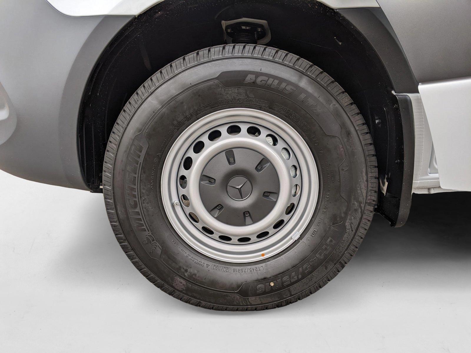 2025 MERCEDES-BENZ SPRINTER - Image 11