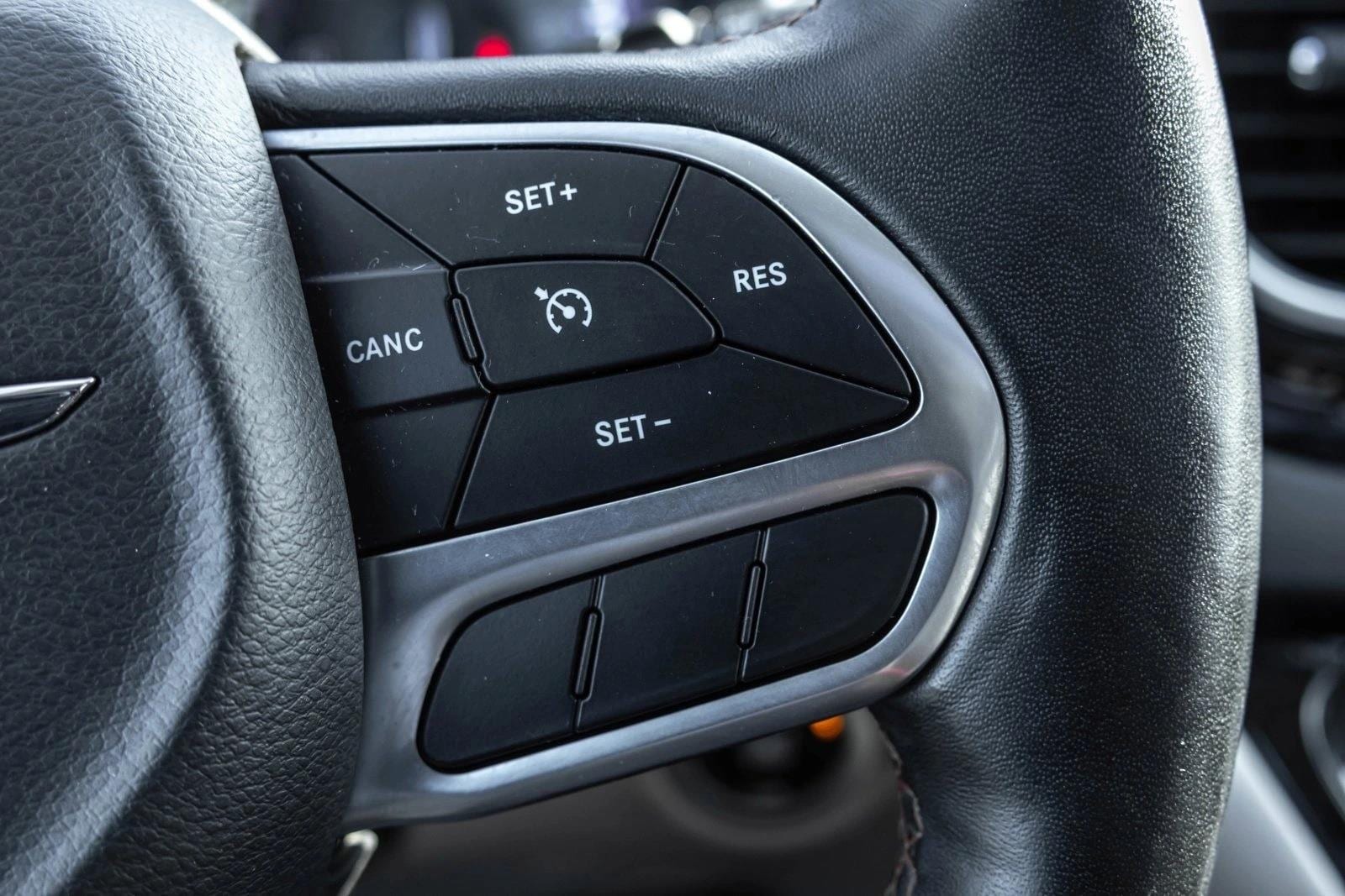 2019 CHRYSLER PACIFICA - Image 15