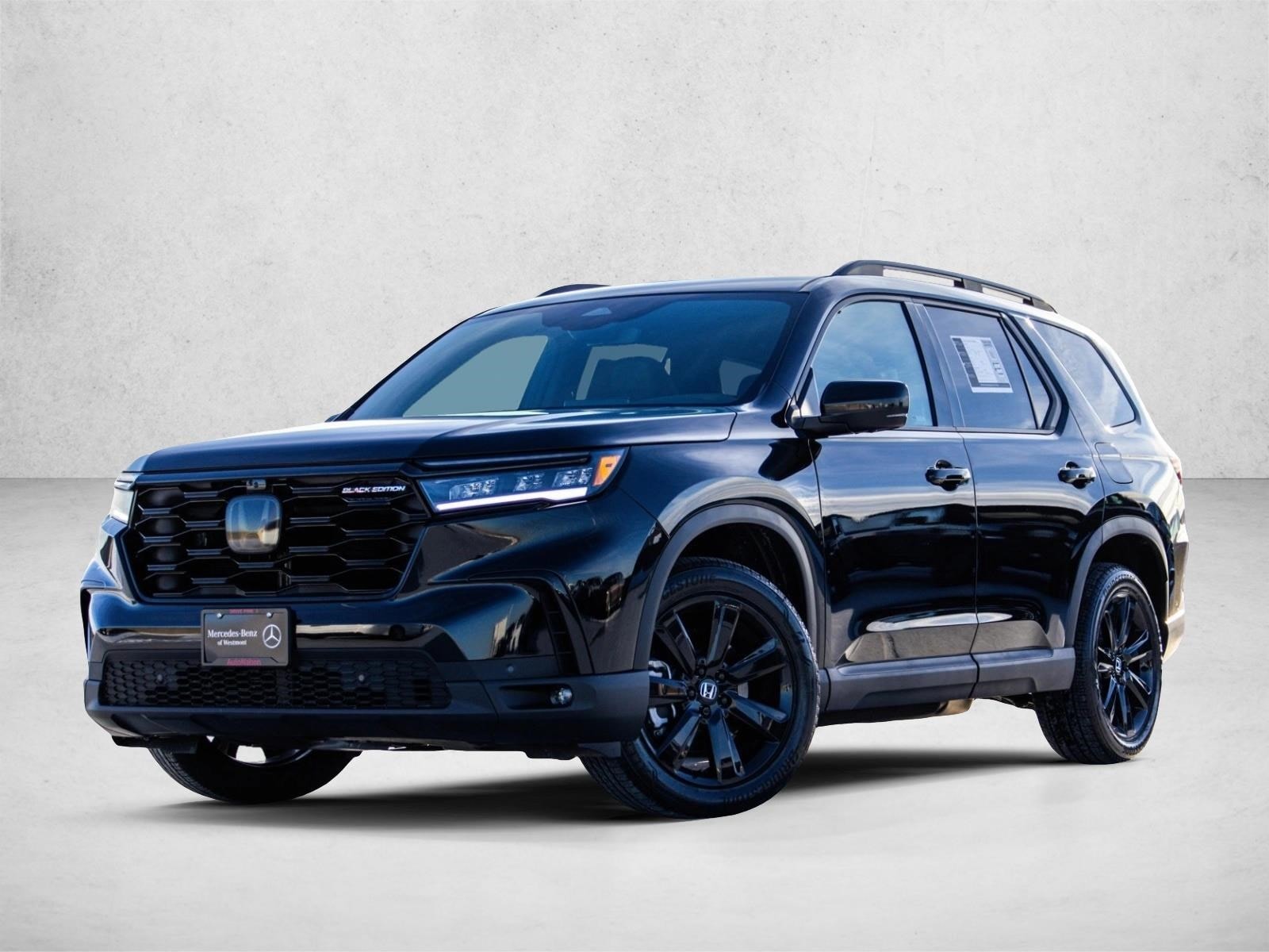 2025 Honda Pilot Black Edition's photo