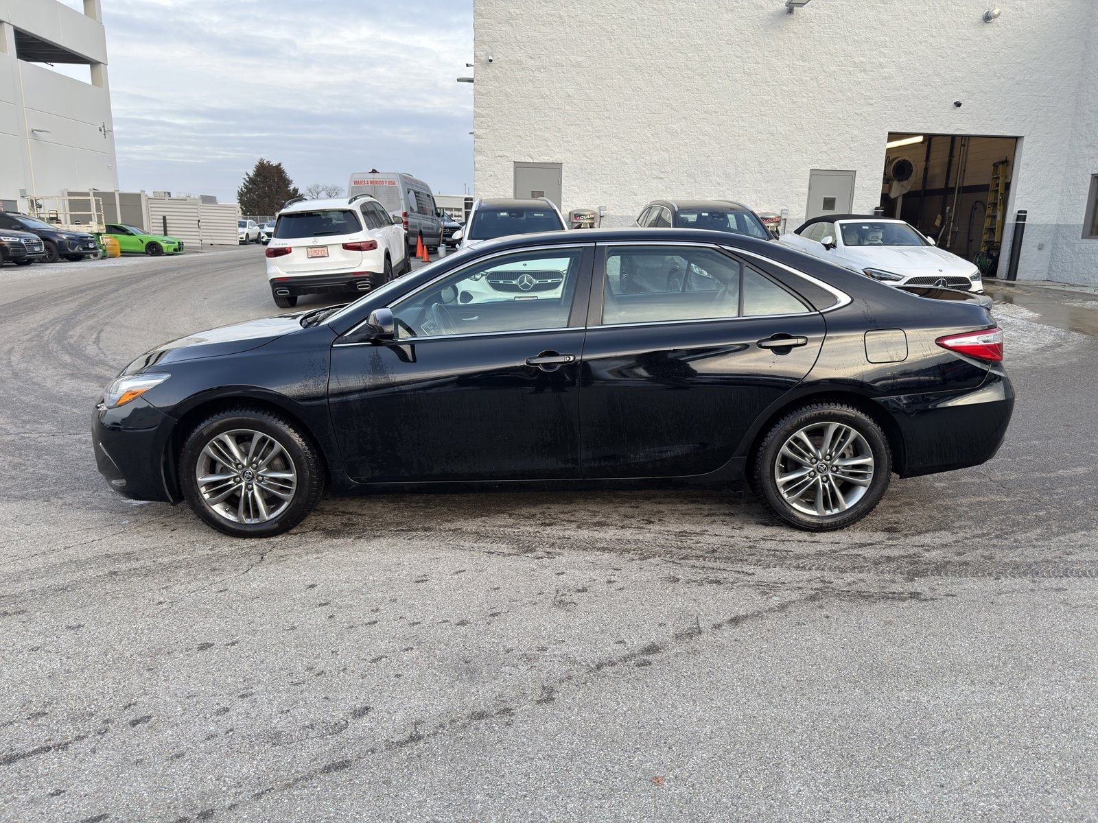 2017 TOYOTA CAMRY - Image 8