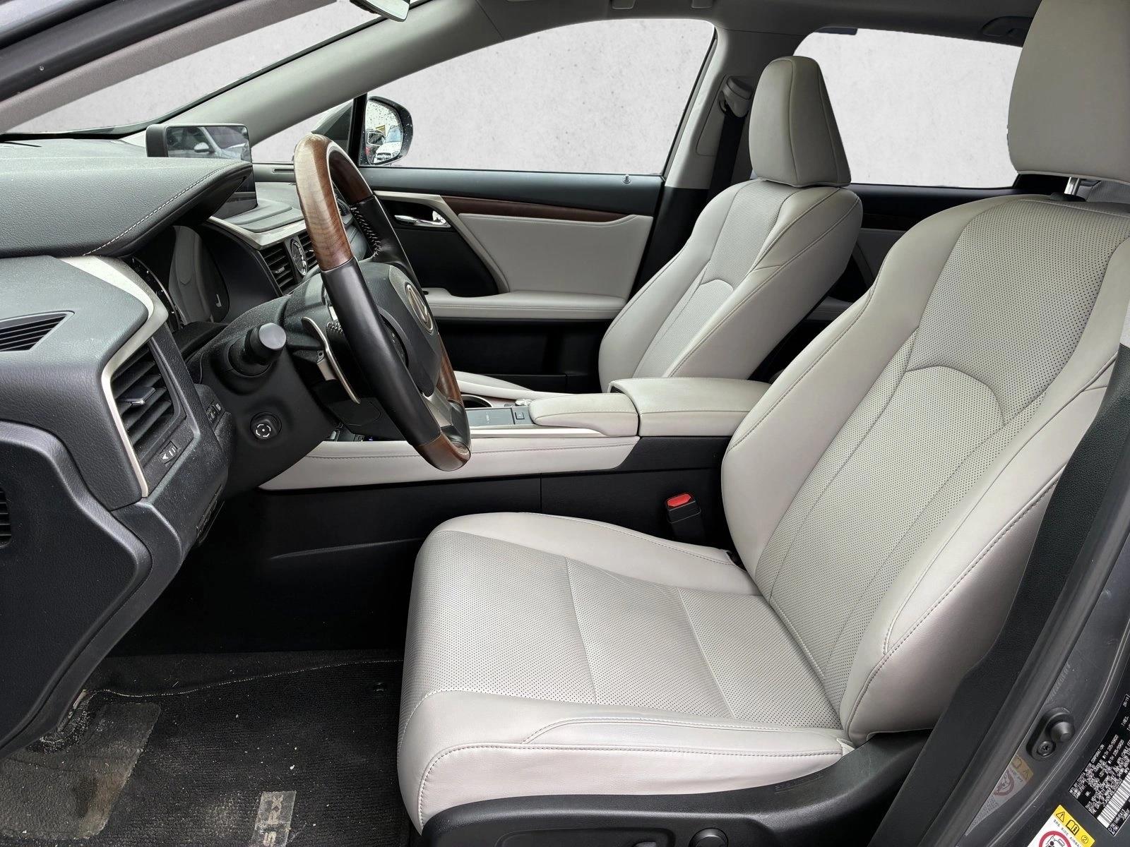 2020 LEXUS RX - Image 11