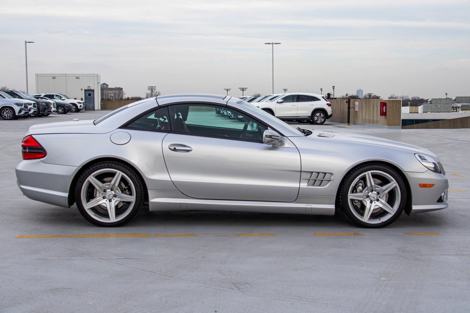 2009 Mercedes Benz SL 550 photo 4