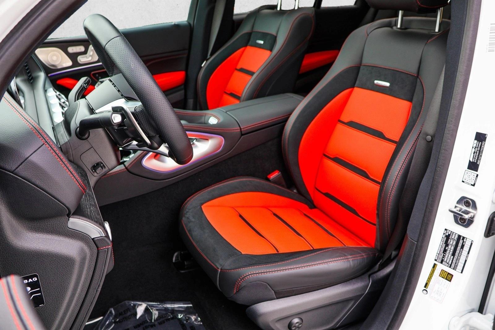 2025 Mercedes-Benz GLE AMG GLE 53 - Photo 12