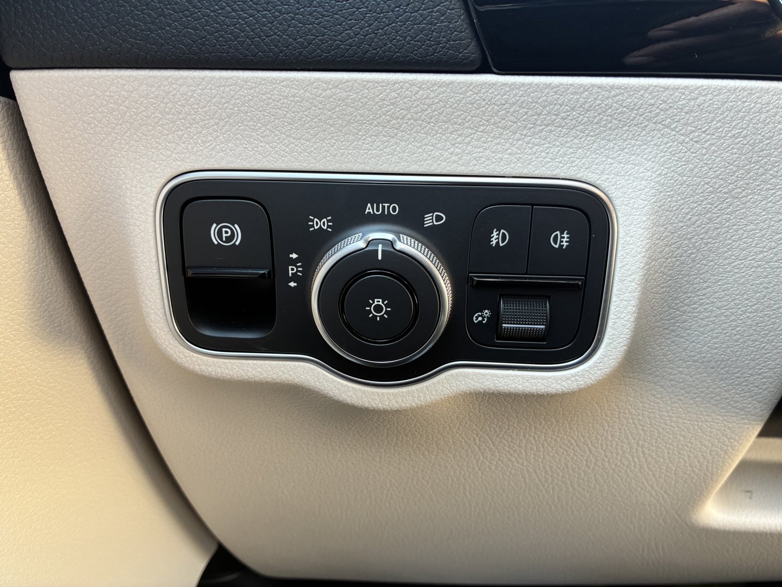 2026 MERCEDES-BENZ GLA-CLASS - Image 11