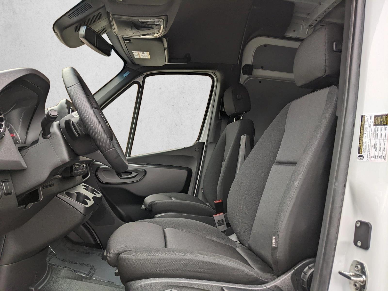 2025 MERCEDES-BENZ SPRINTER - Image 10