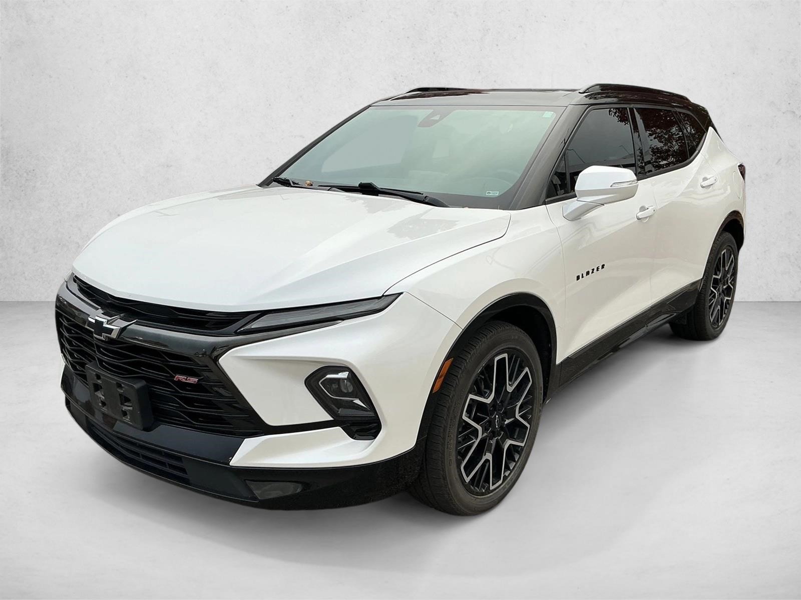 2023 CHEVROLET BLAZER - Image 1