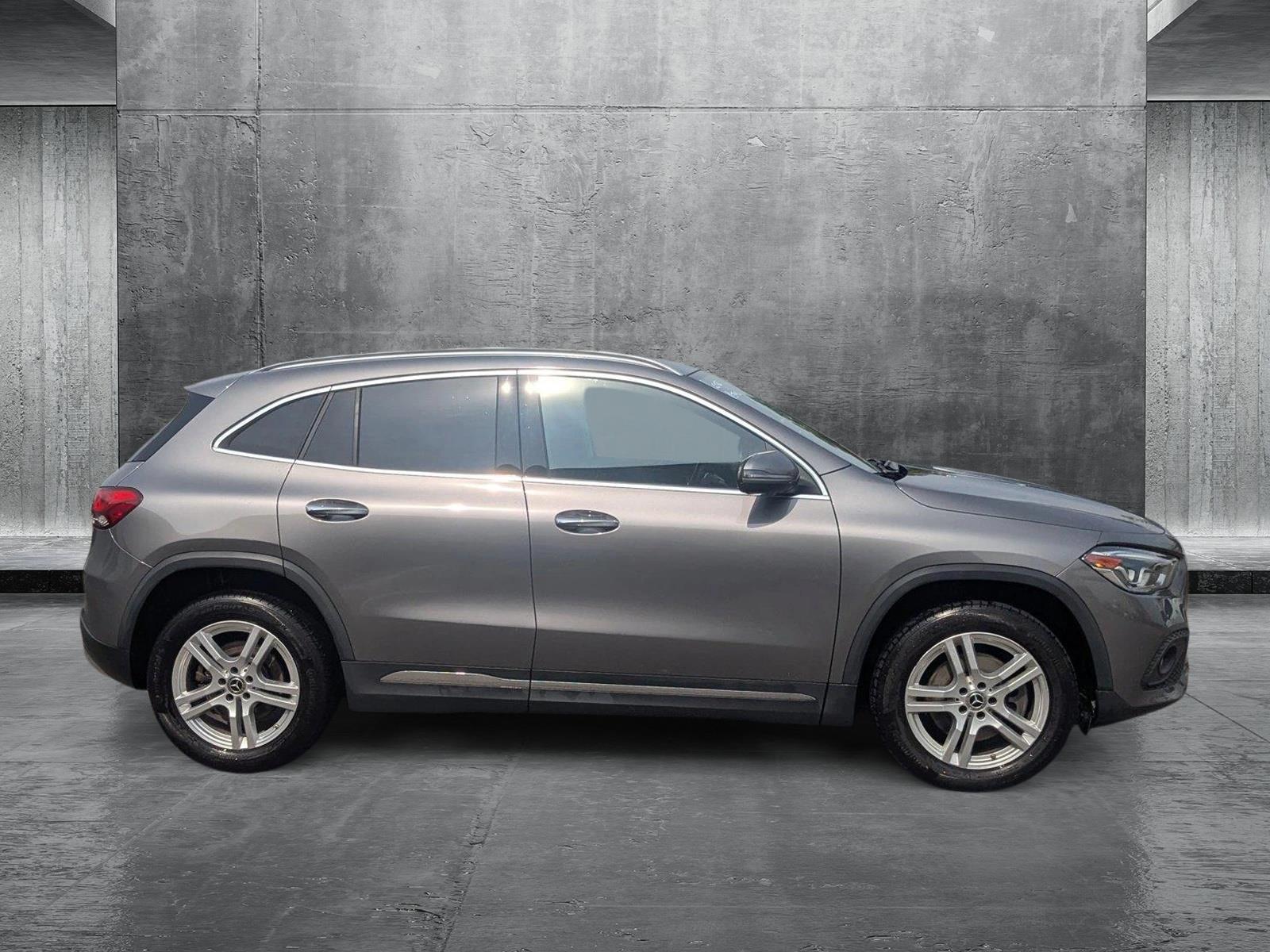 2023 Mercedes Benz GLA 250 4MATIC photo 4