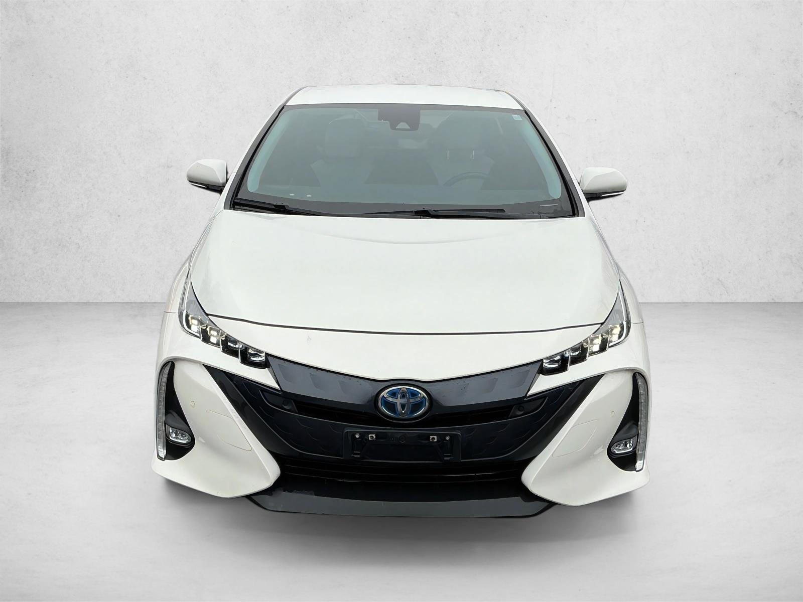 Used 2018 Toyota Prius Prime Advanced with VIN JTDKARFP7J3103740 for sale in Westmont, IL