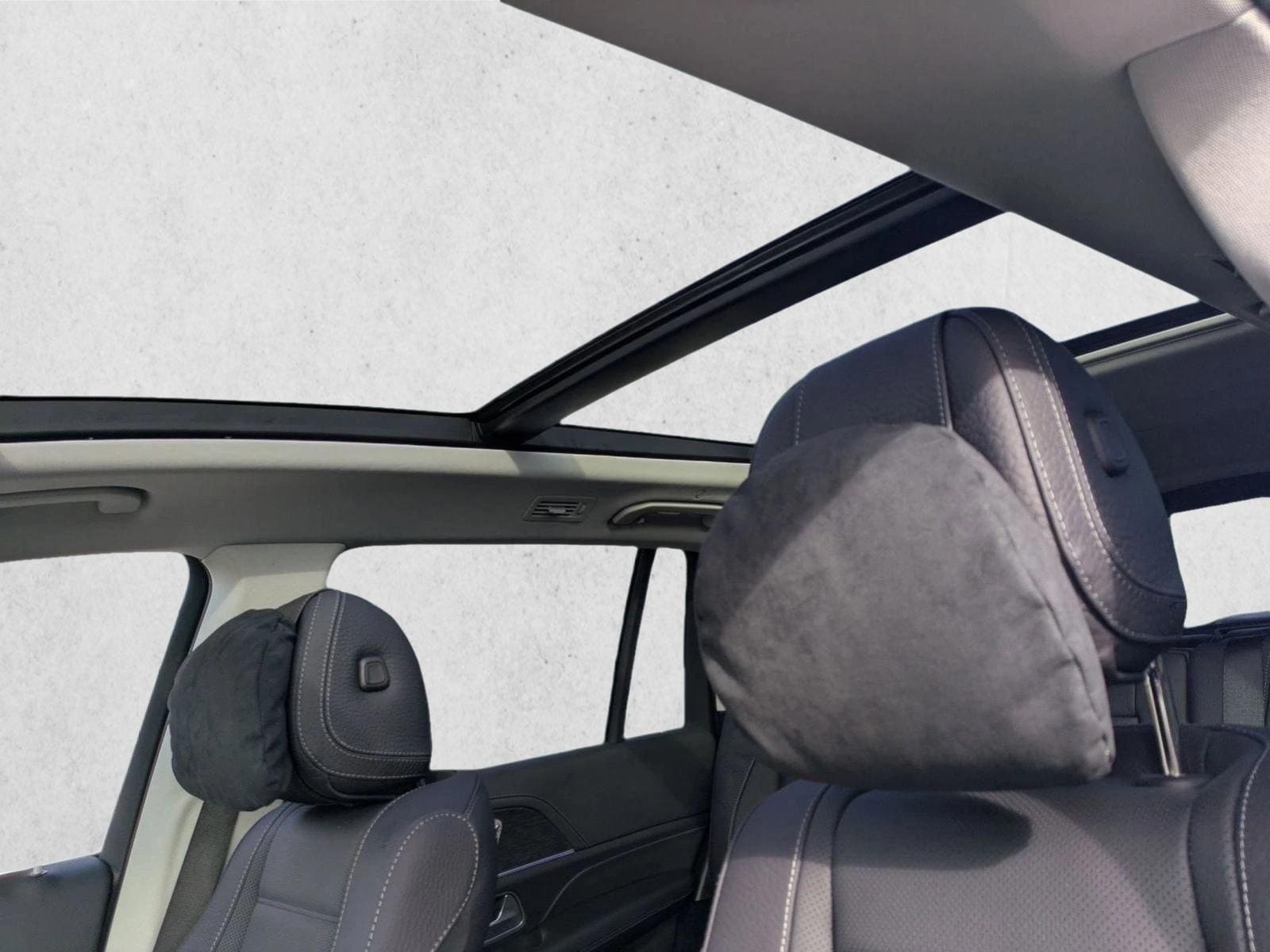 2026 MERCEDES-BENZ GLS-CLASS - Image 15