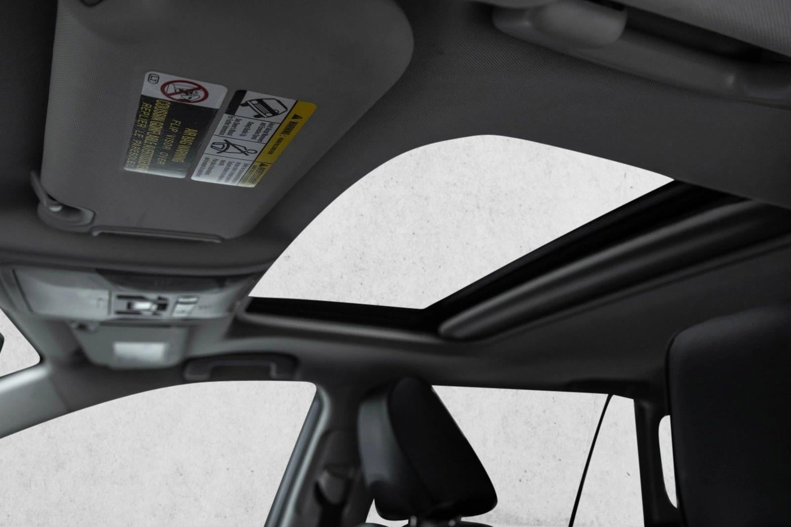 2019 TOYOTA RAV4 - Image 11