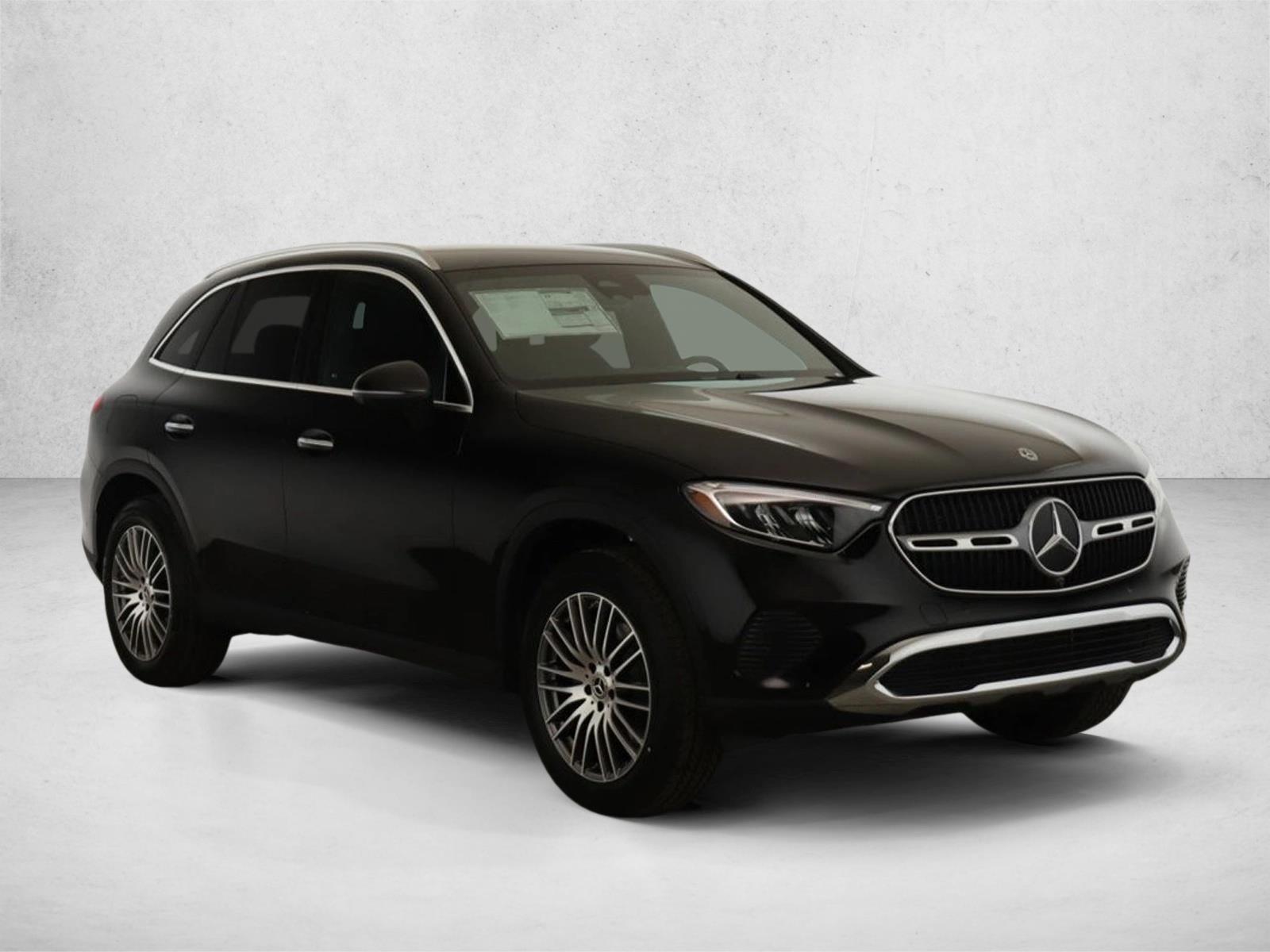 2025 Mercedes Benz GLC 300 4MATIC photo 3