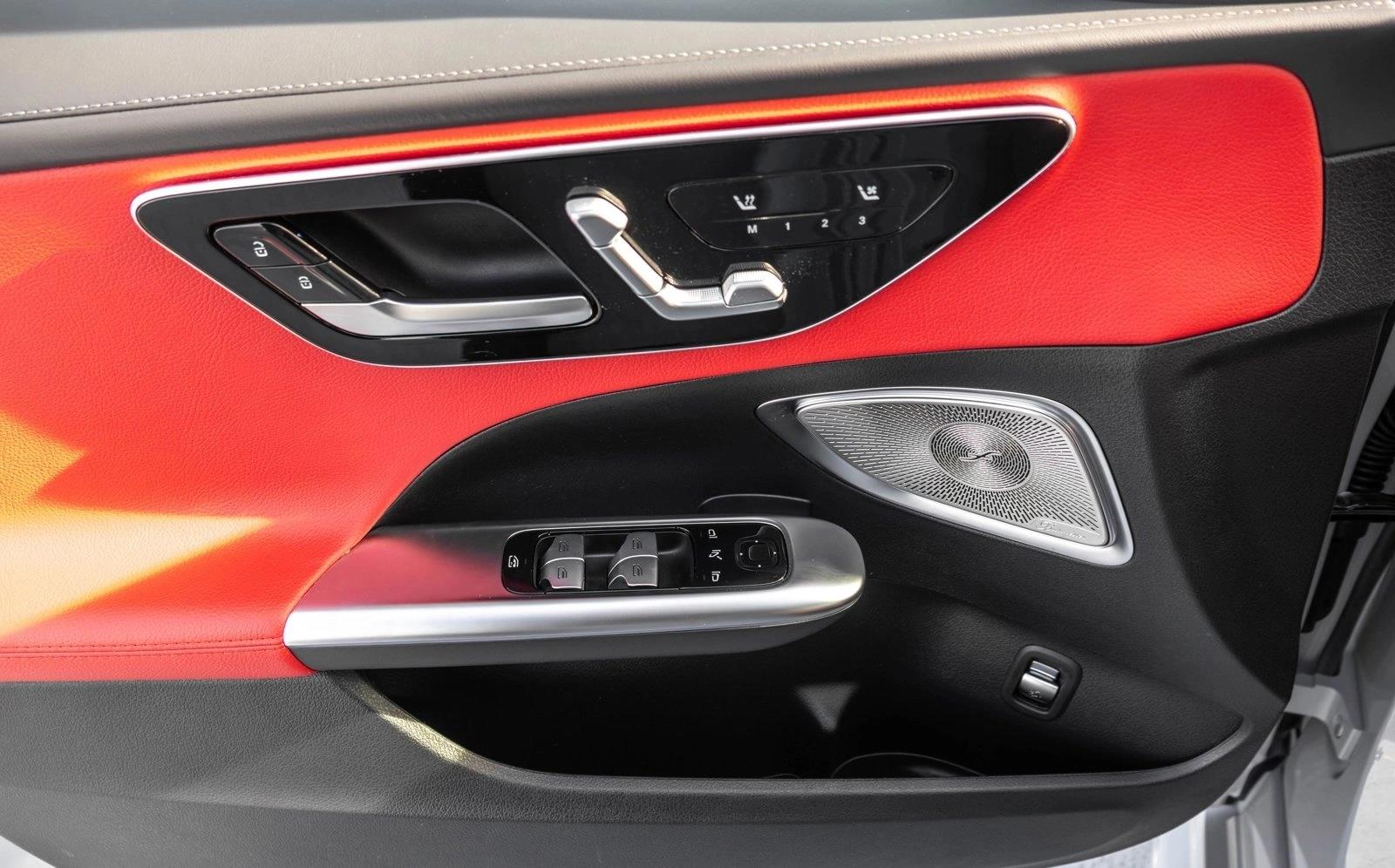 2026 Mercedes-Benz C-Class Sedan C 300 - Photo 14