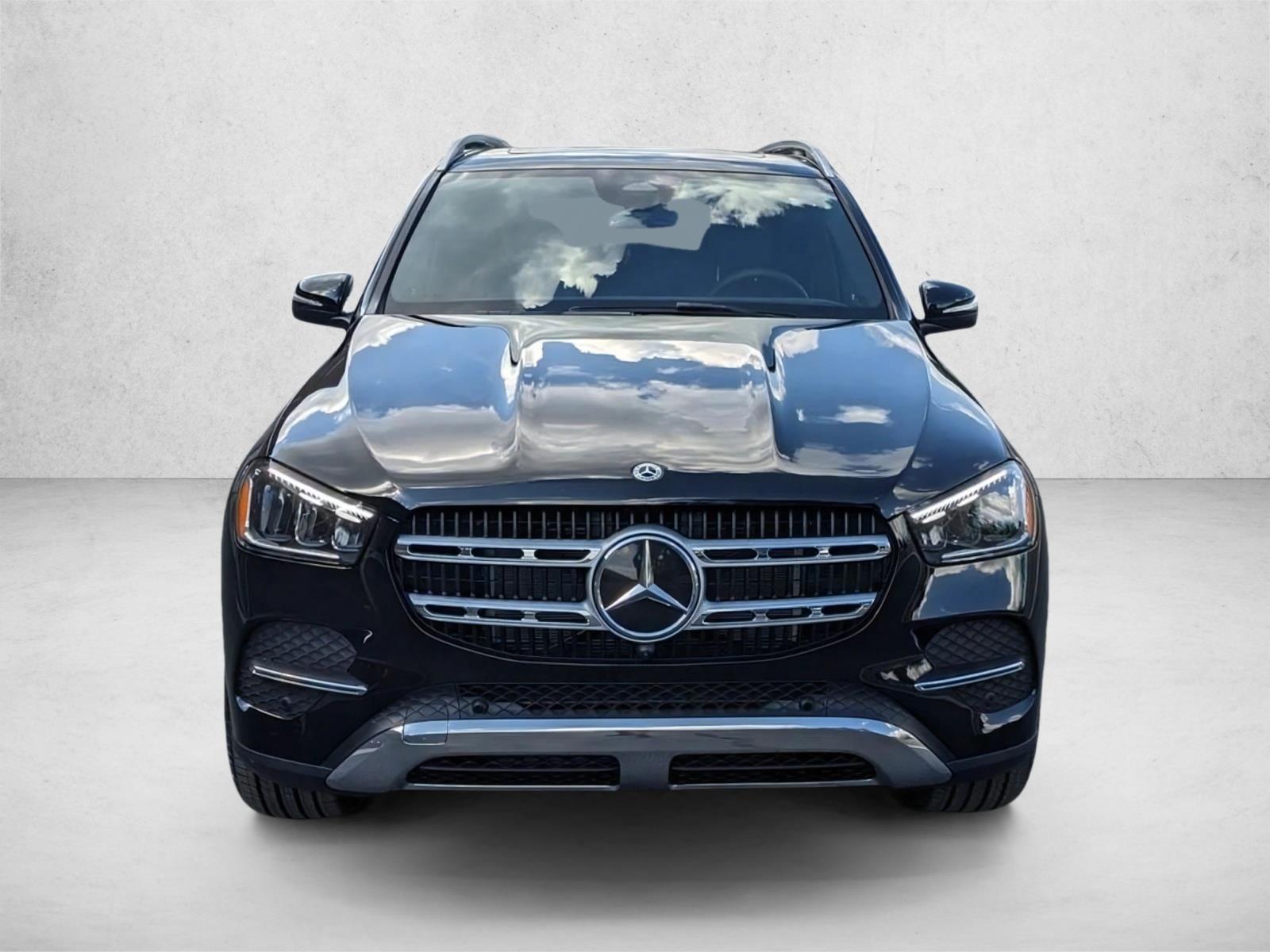 2025 Mercedes Benz GLE 350 4MATIC photo 2