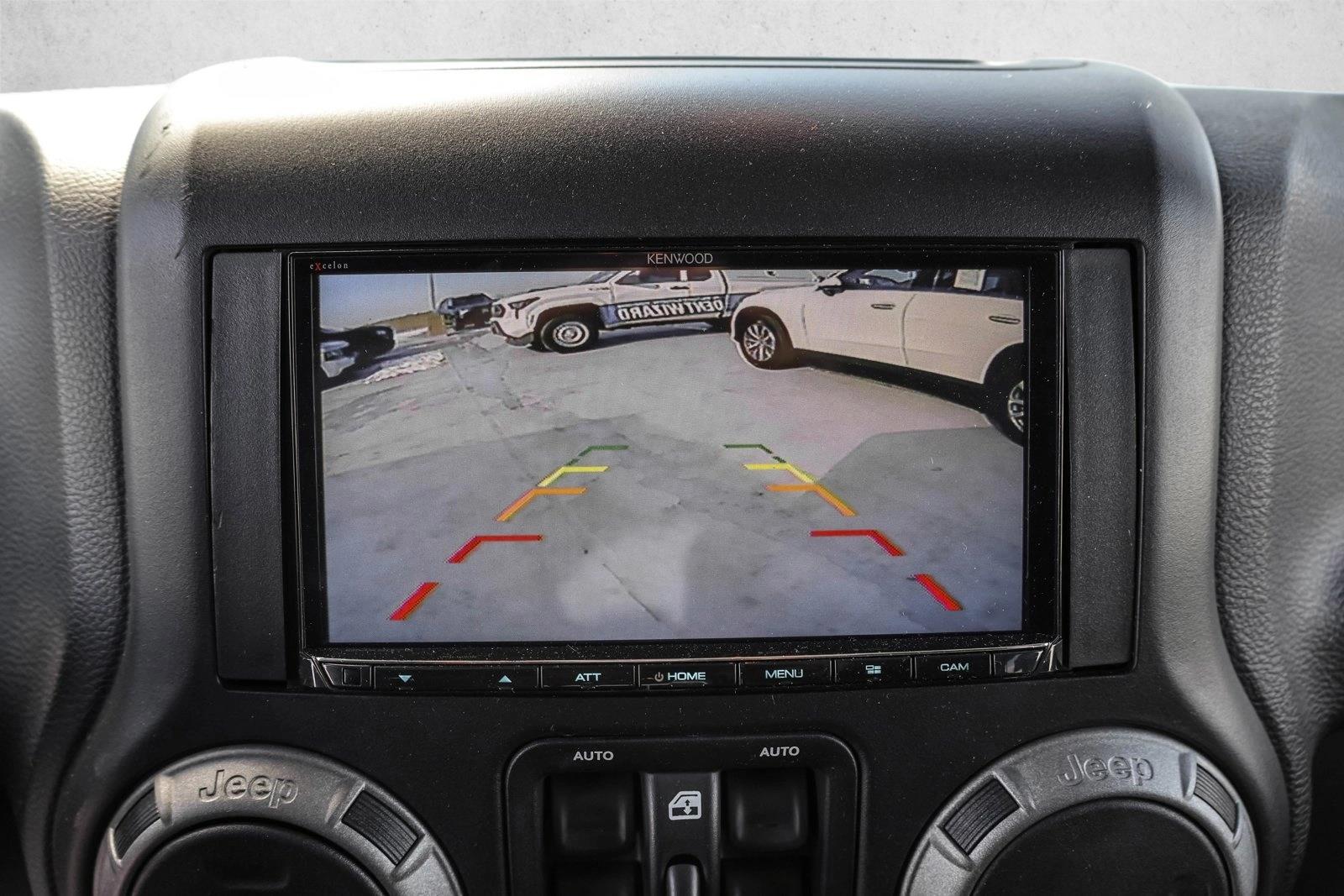 2016 JEEP WRANGLER - Image 18