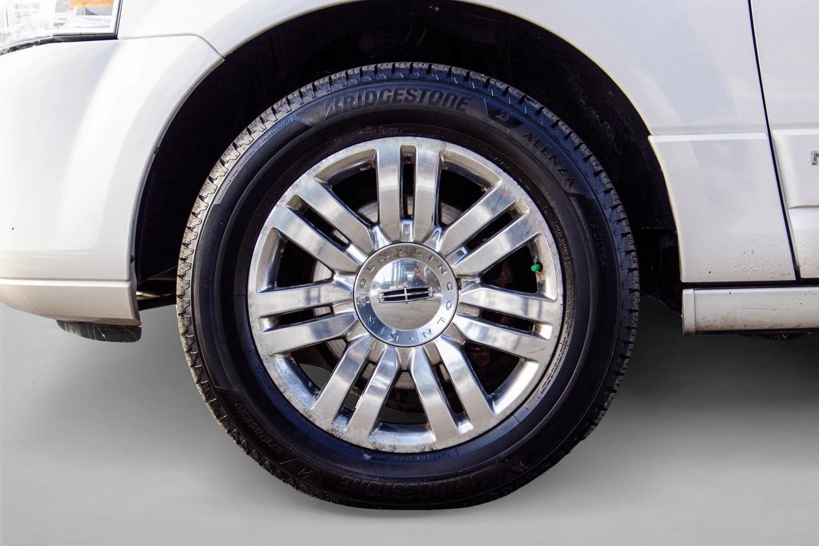 2013 LINCOLN NAVIGATOR - Image 9