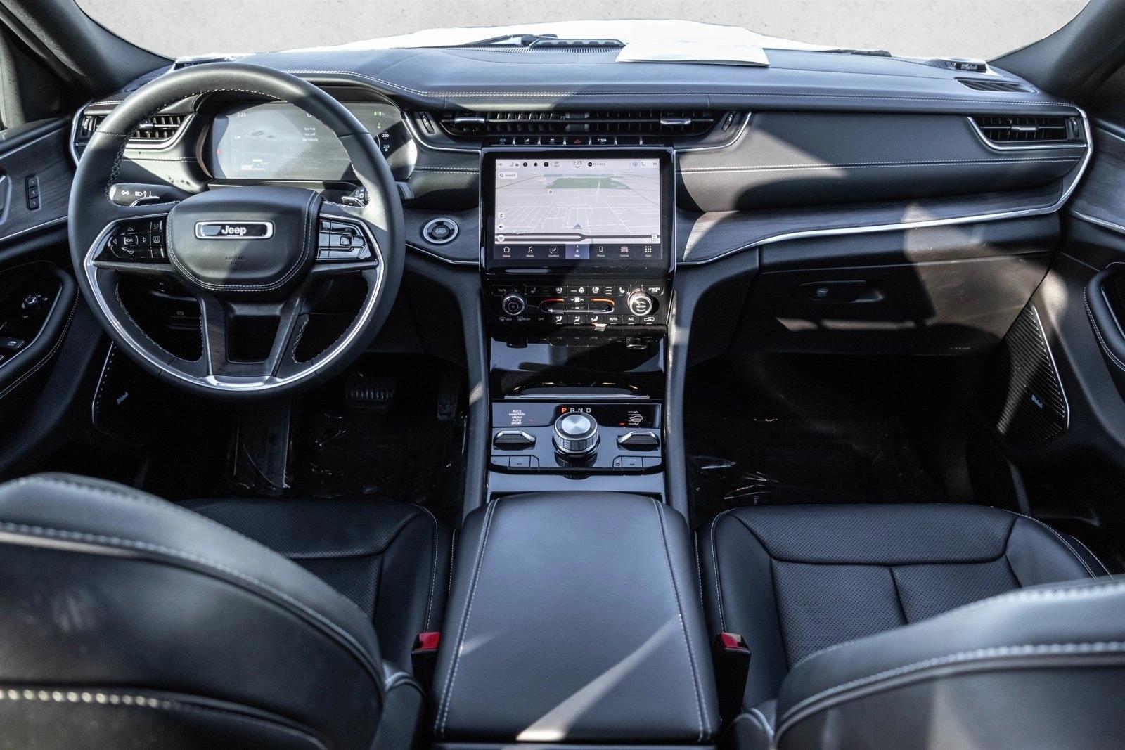 2023 JEEP GRAND CHEROKEE - Image 20