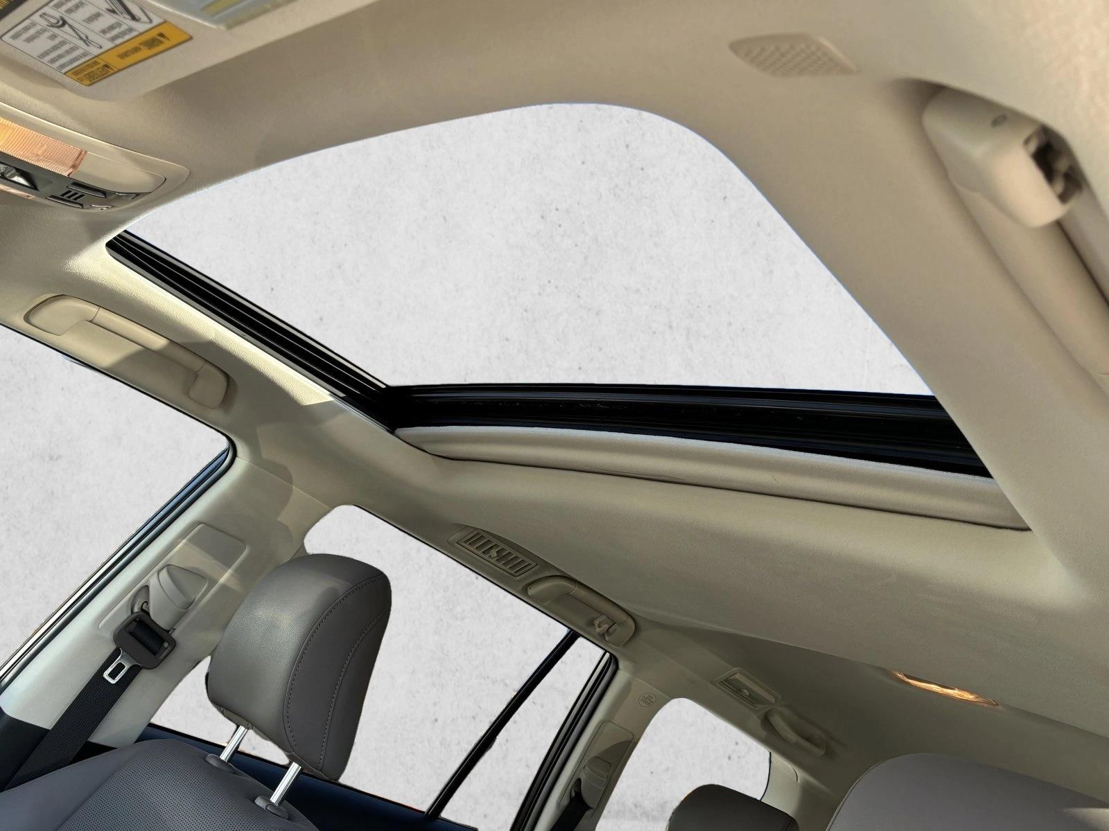 2022 LEXUS GX - Image 16