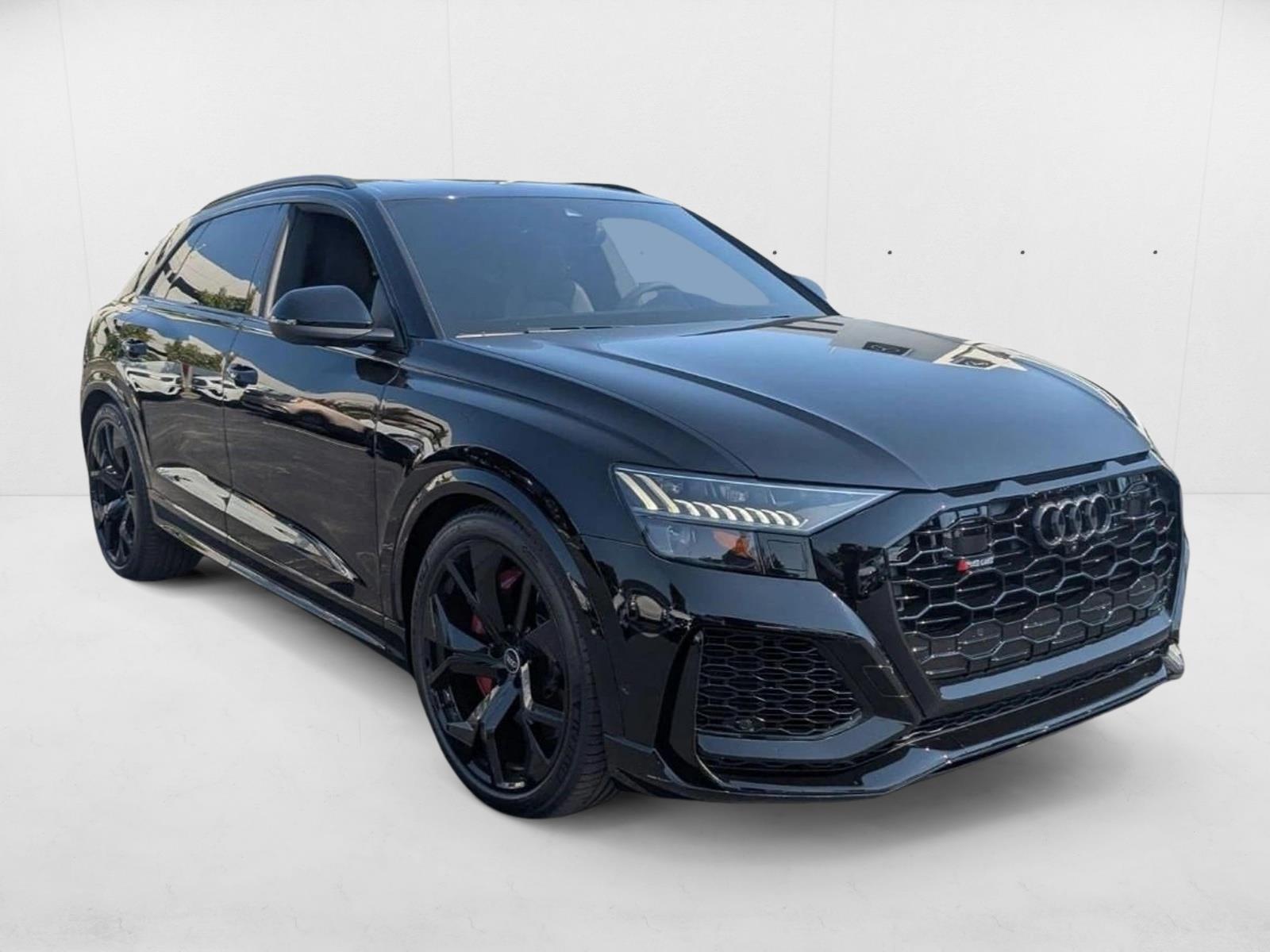 2021 Audi RS Q8 photo 3