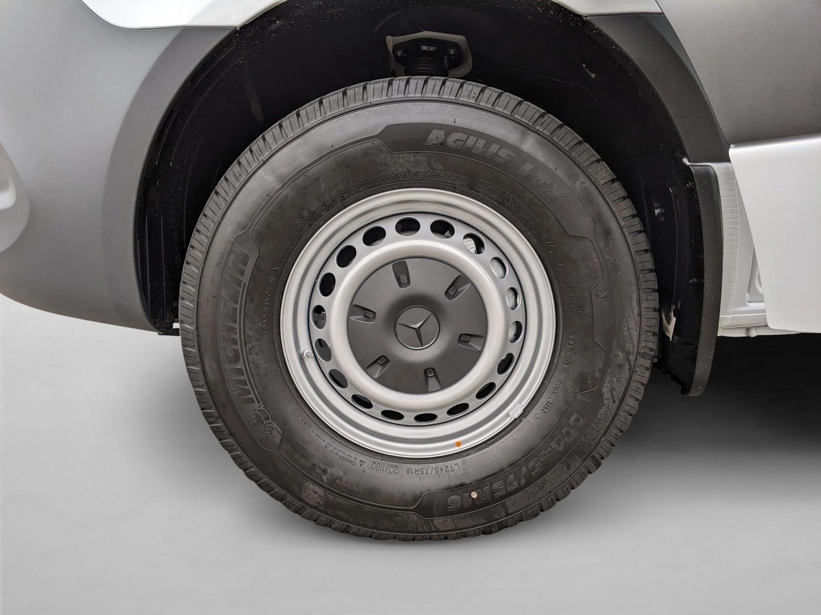 2025 MERCEDES-BENZ SPRINTER - Image 11