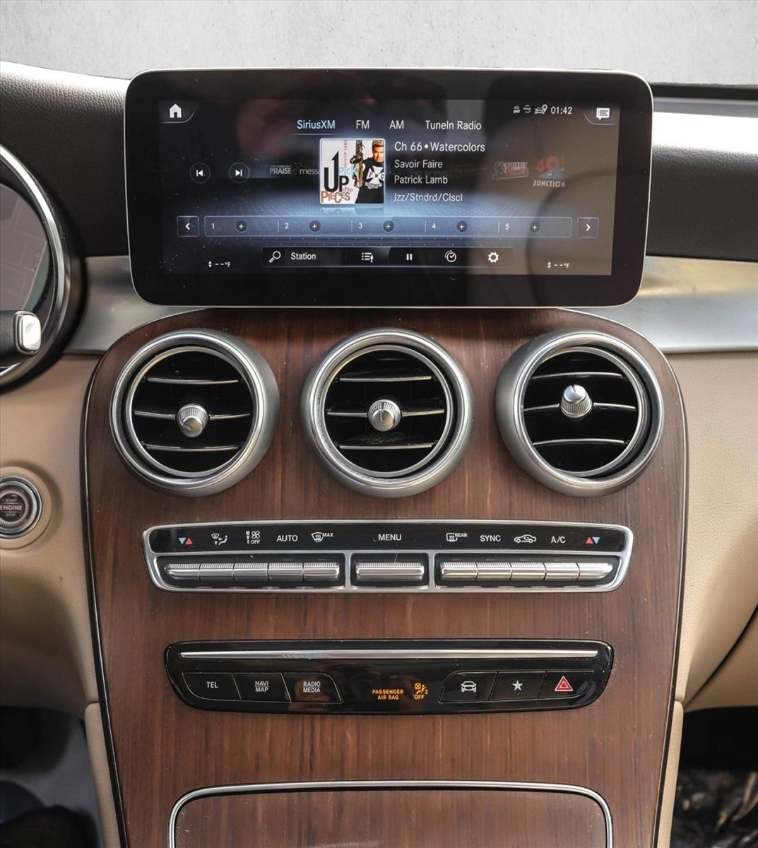 2022 MERCEDES-BENZ GLC-CLASS - Image 17