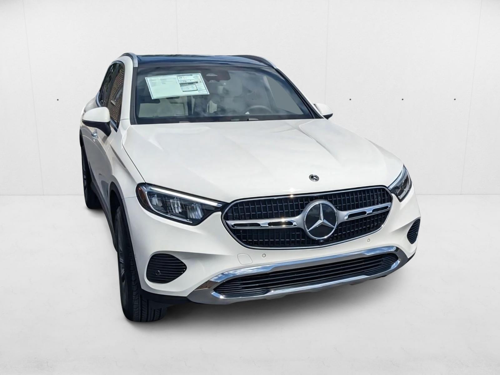 2025 Mercedes Benz GLC 300 4MATIC photo 2