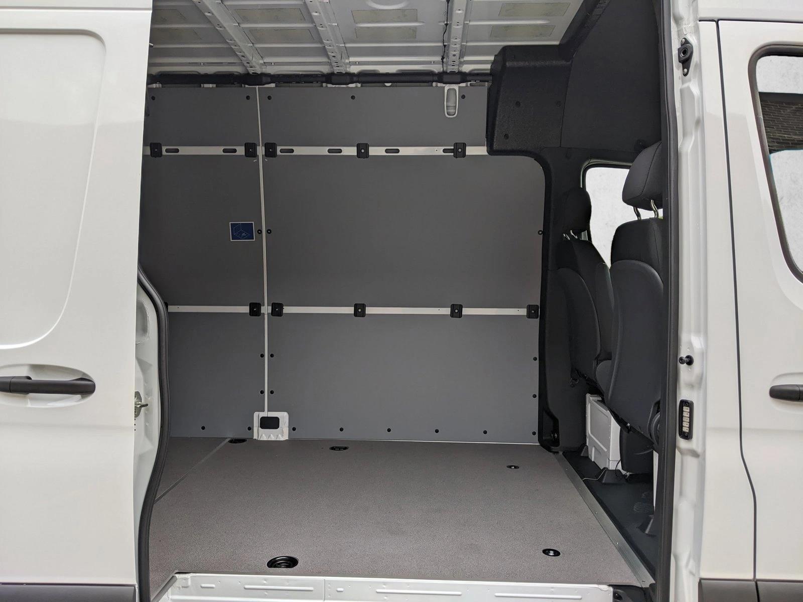 2025 MERCEDES-BENZ SPRINTER - Image 16