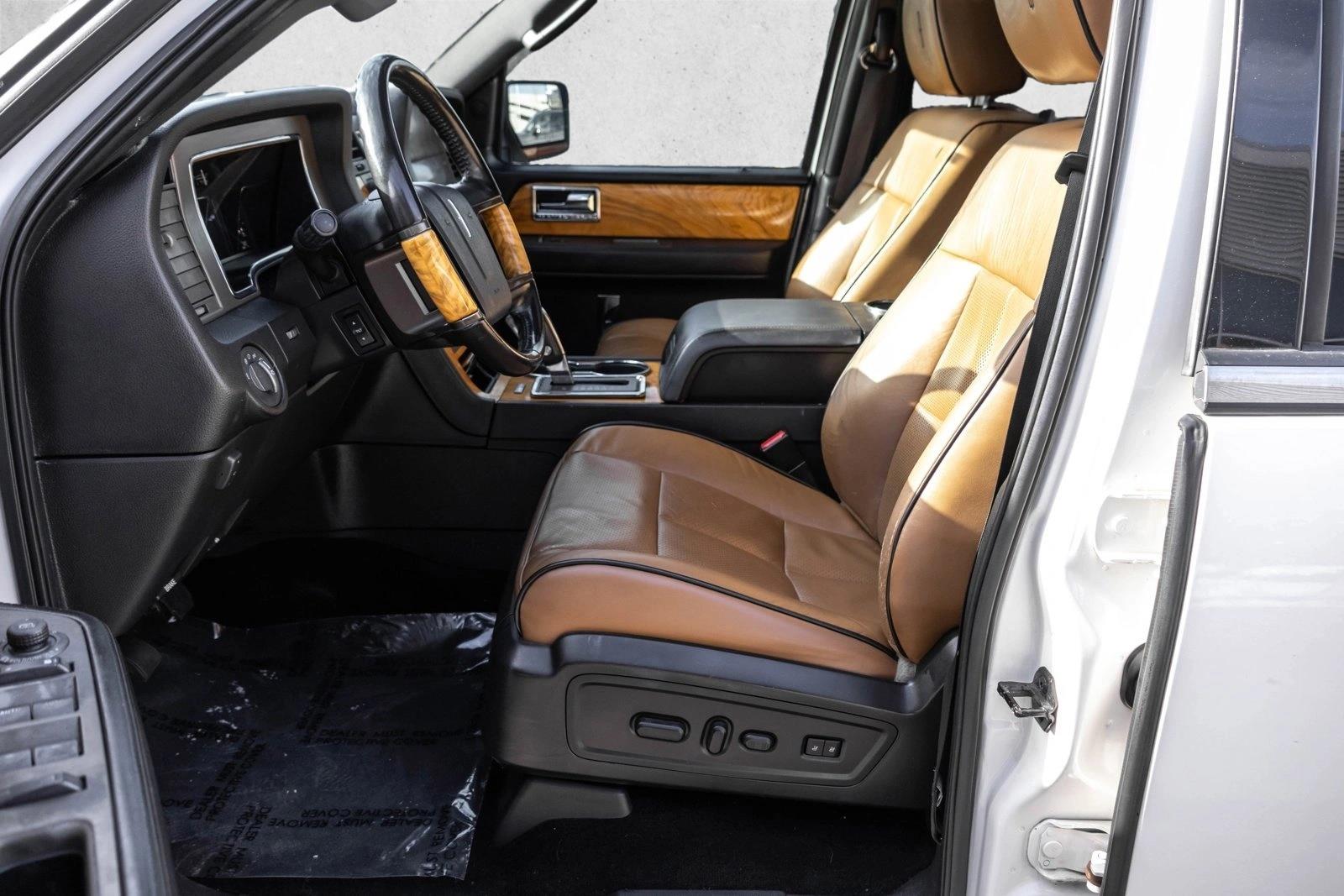 2013 LINCOLN NAVIGATOR - Image 12